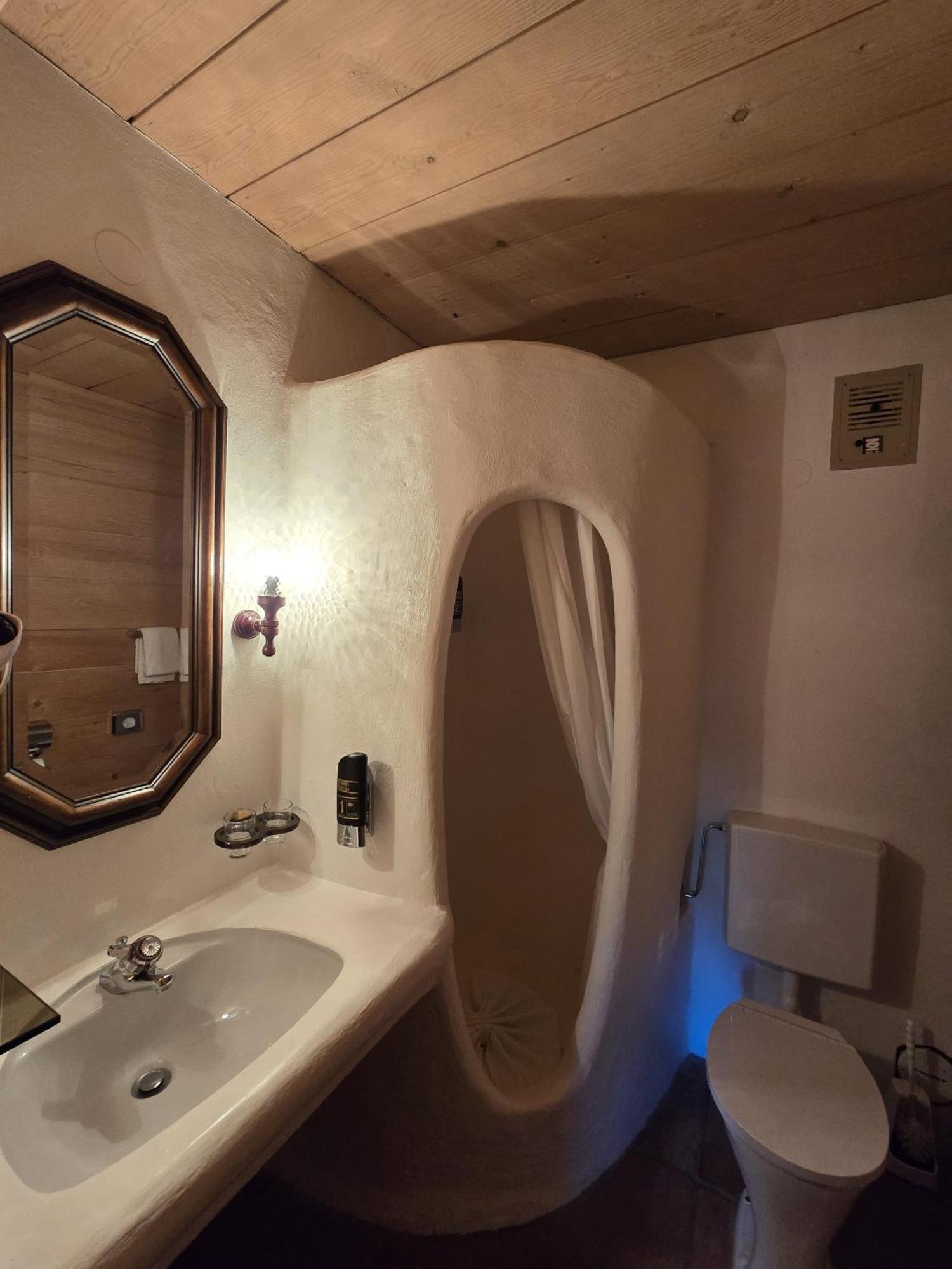הופגרטן אים בריקסנטל Fuchswirt Kelchsau Landgasthof-Hotel מראה חיצוני תמונה