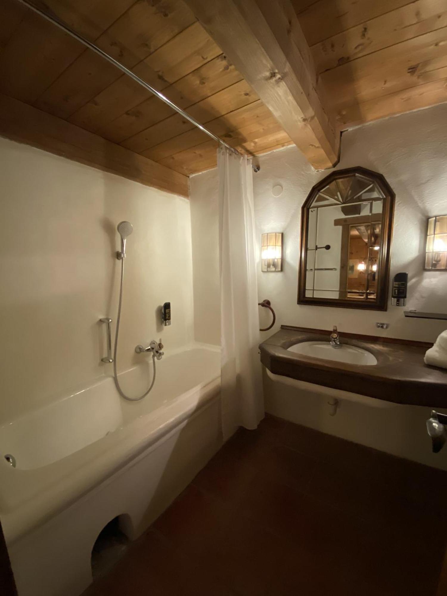 הופגרטן אים בריקסנטל Fuchswirt Kelchsau Landgasthof-Hotel מראה חיצוני תמונה