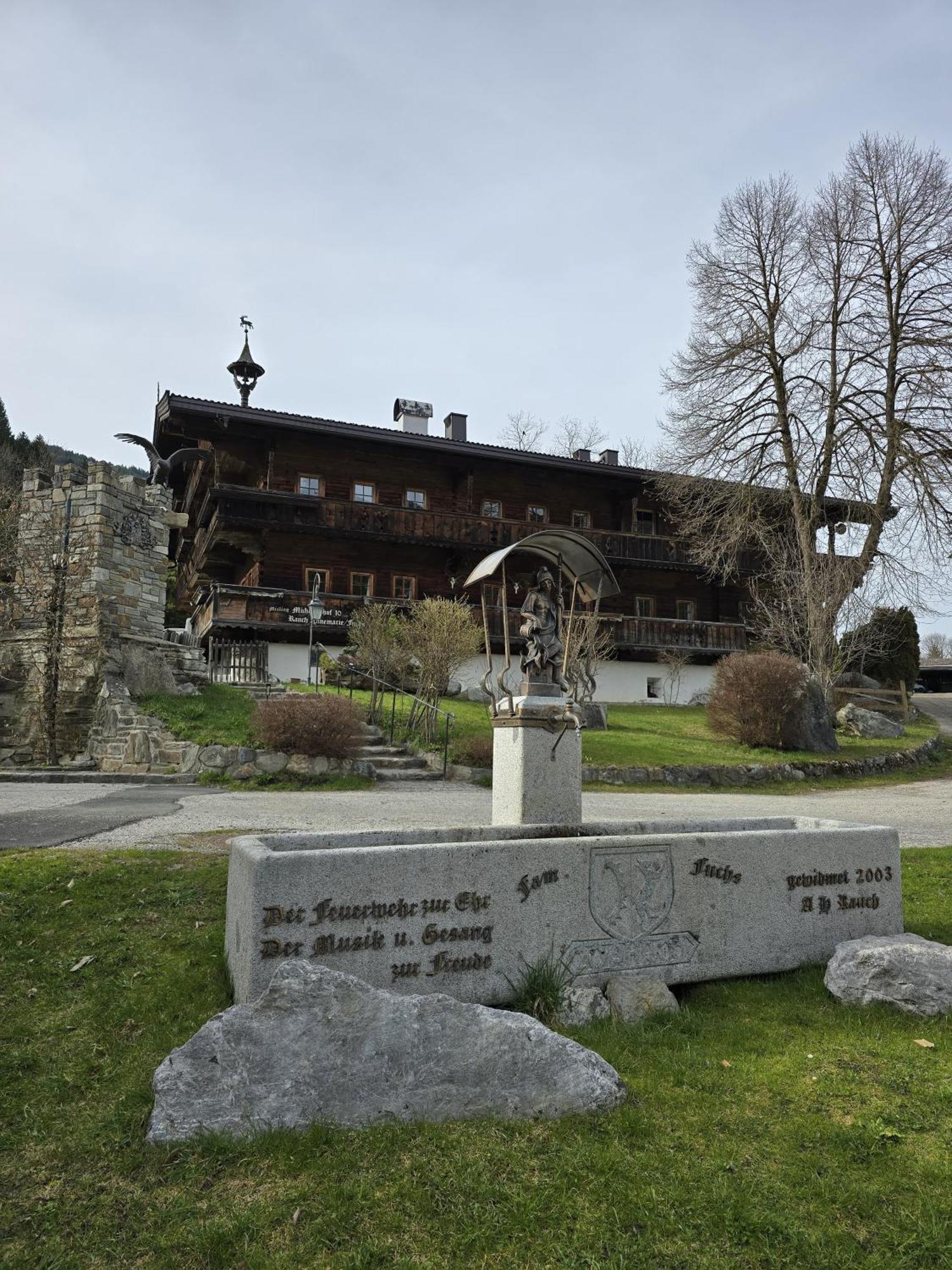 הופגרטן אים בריקסנטל Fuchswirt Kelchsau Landgasthof-Hotel מראה חיצוני תמונה